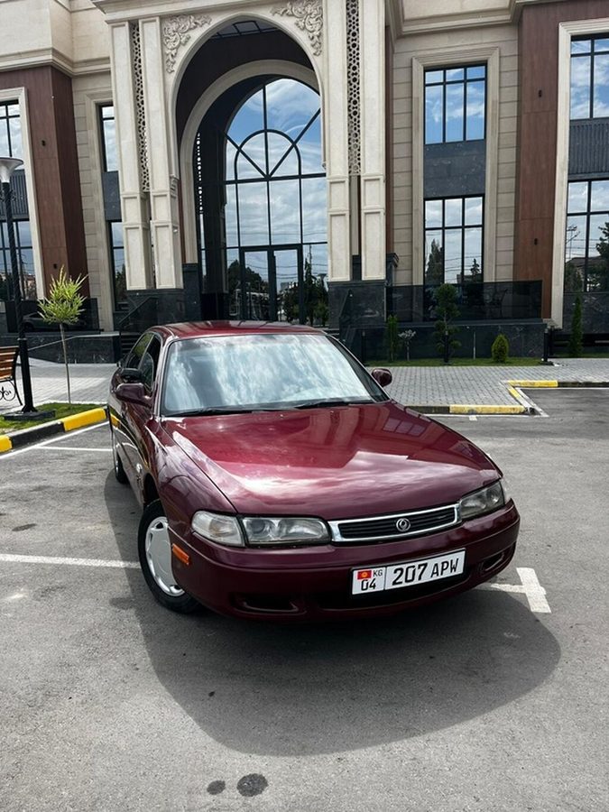 Mazda Cronos
