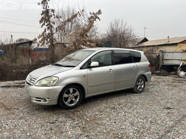 Toyota Ipsum