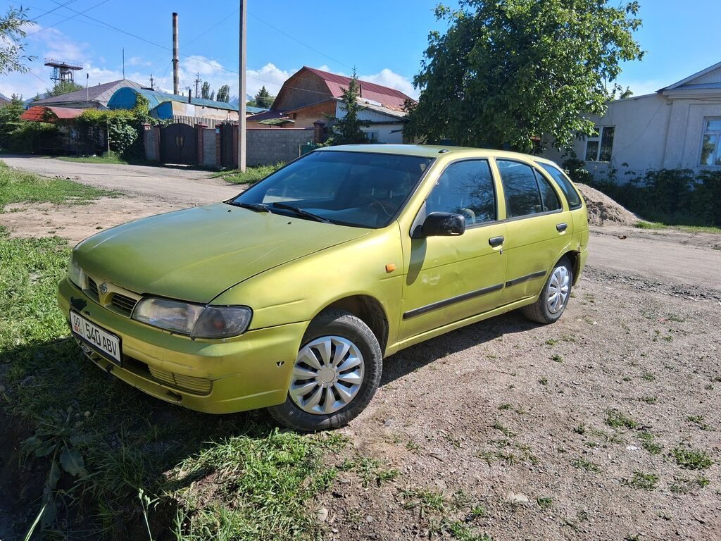 Nissan Almera