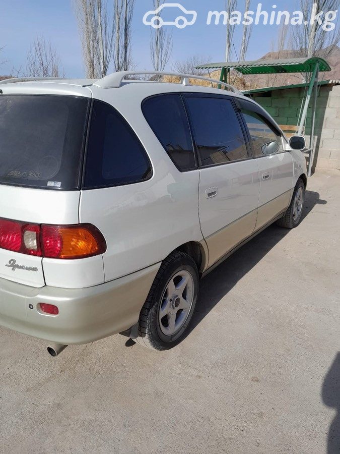 Toyota Ipsum I (M10)