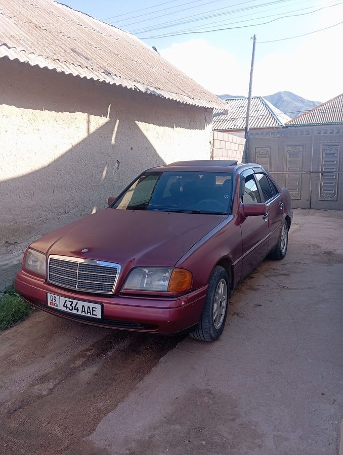 Mercedes-Benz C-Class