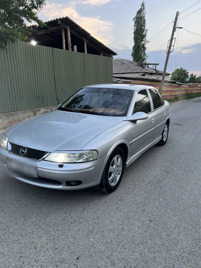 Opel Vectra B Рестайлинг 2001