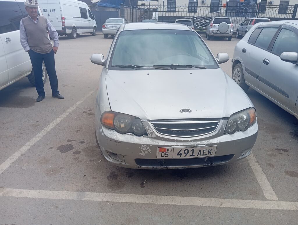 Kia Shuma
