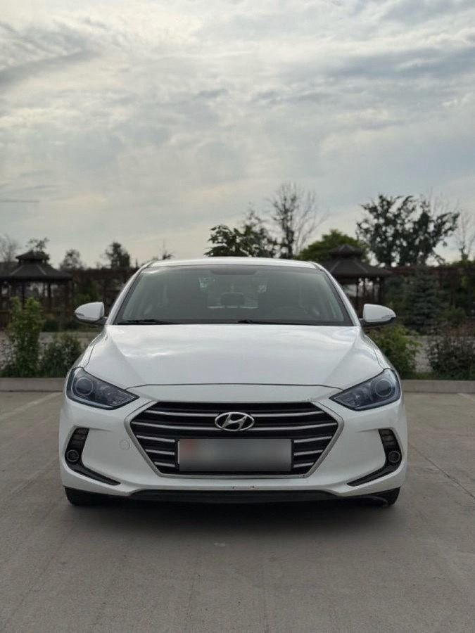 Hyundai Avante VI