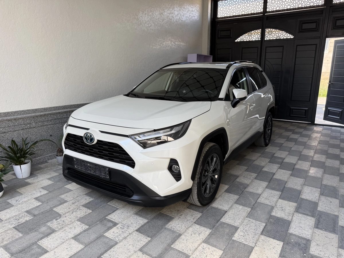Toyota RAV4 V (XA50) 2022