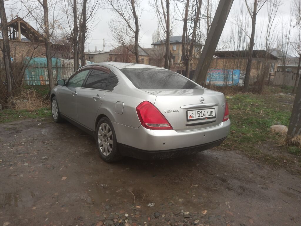 Nissan Teana