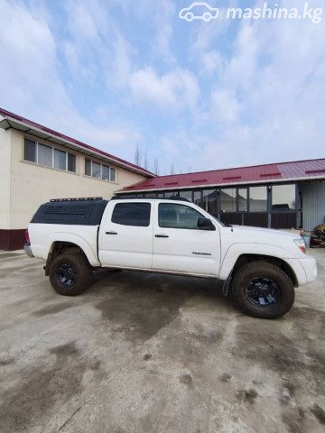 Toyota Tacoma