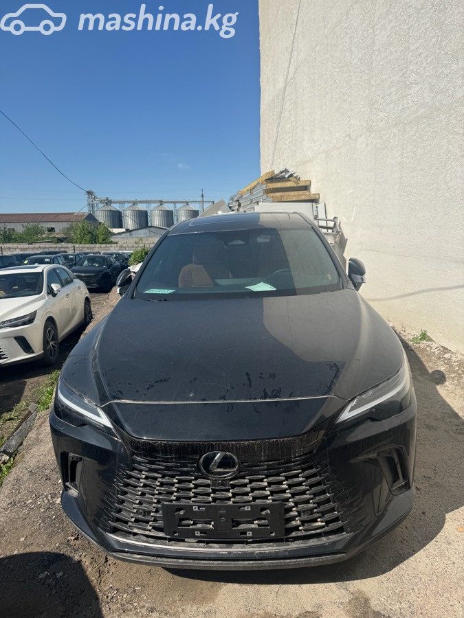 Lexus RX V