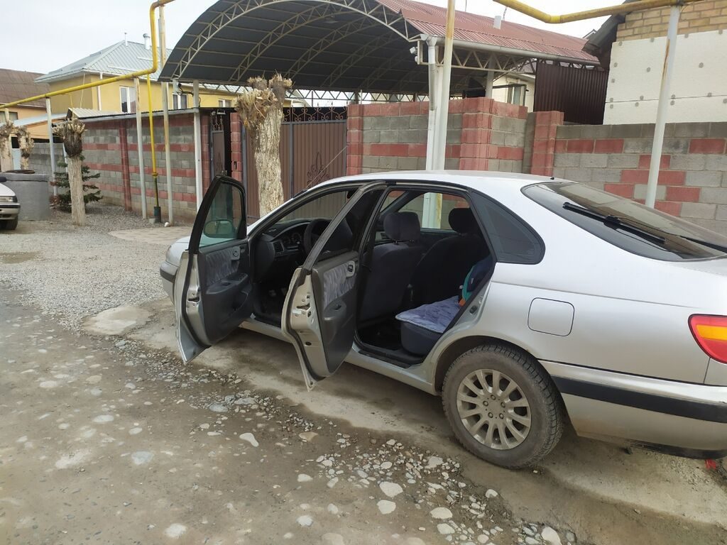Toyota Carina E