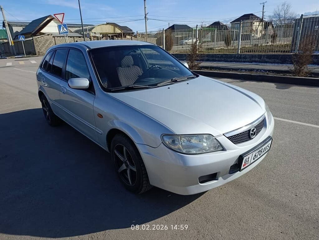 Mazda 323