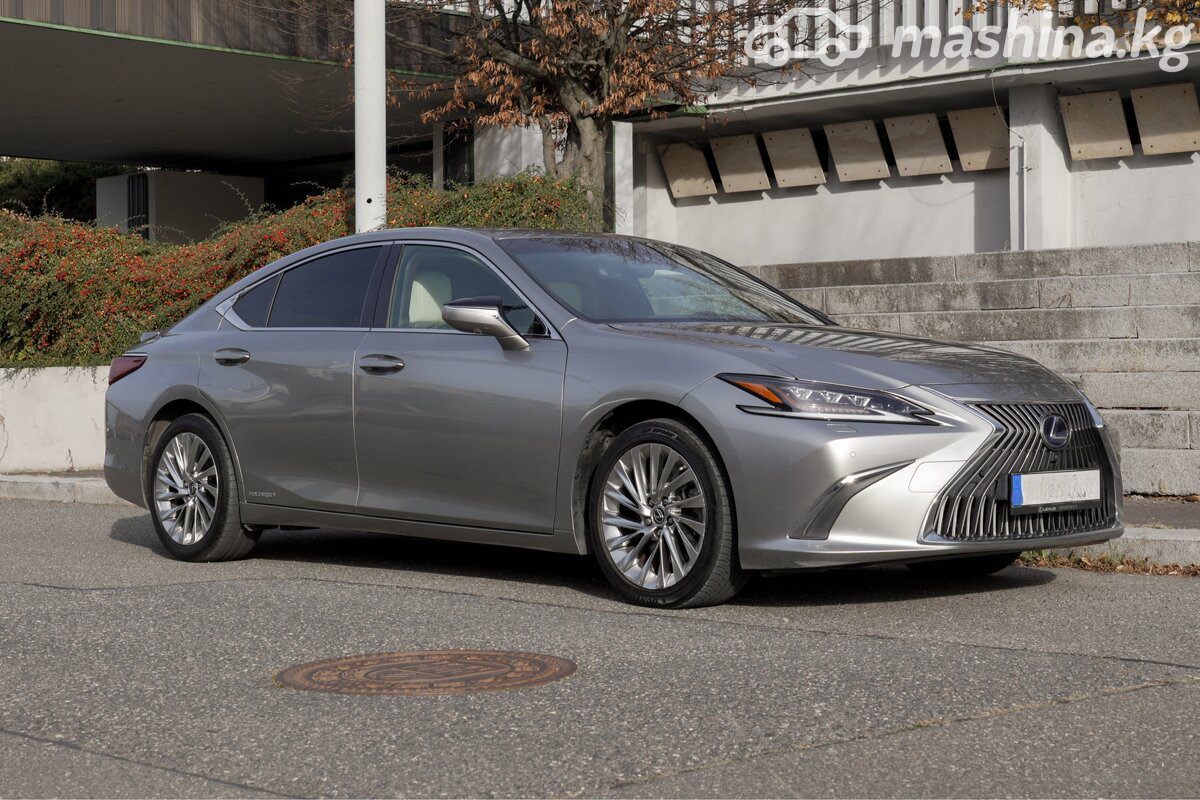 Lexus ES VII