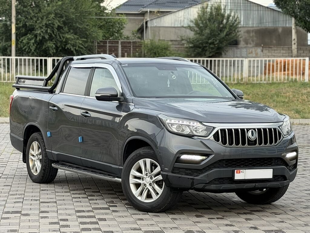Ssangyong Rexton Khan