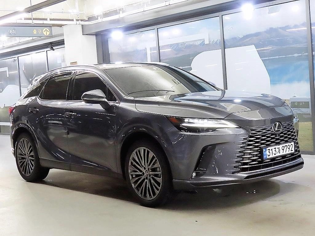 Lexus RX V 2024
