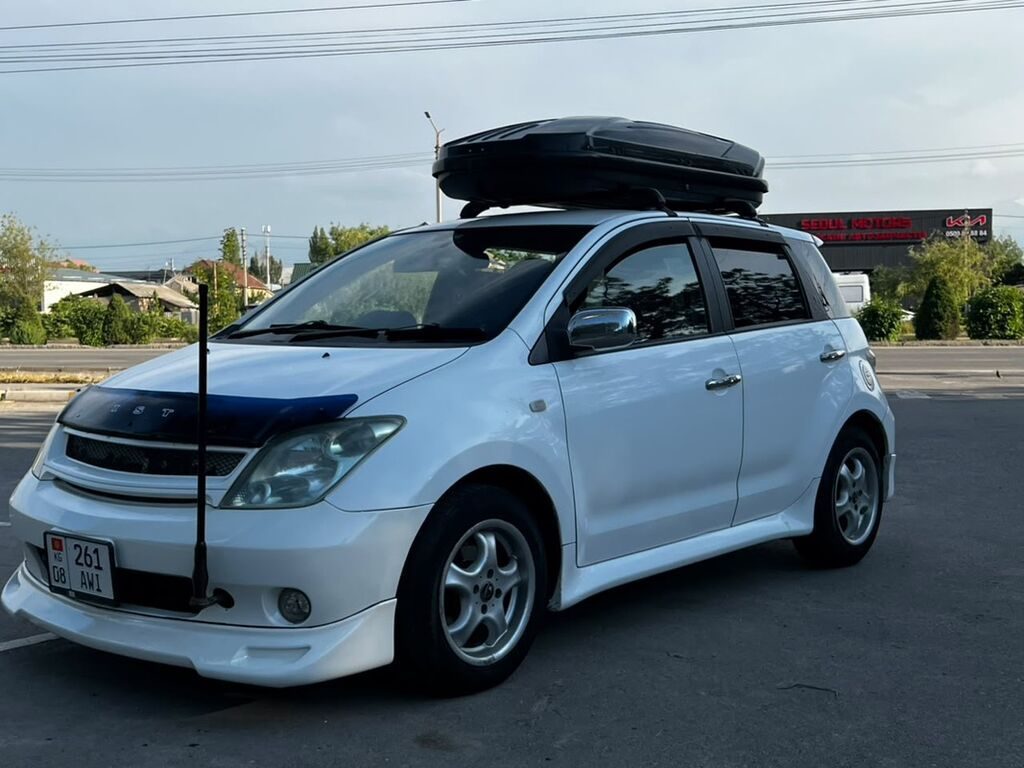 Toyota Ist