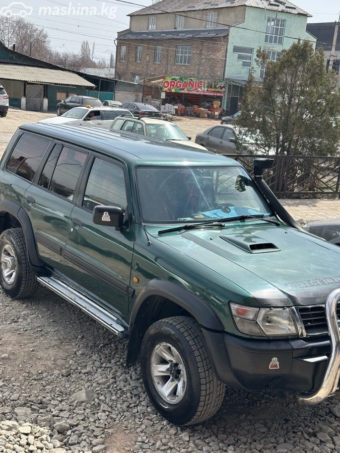 Nissan Patrol V (Y61)