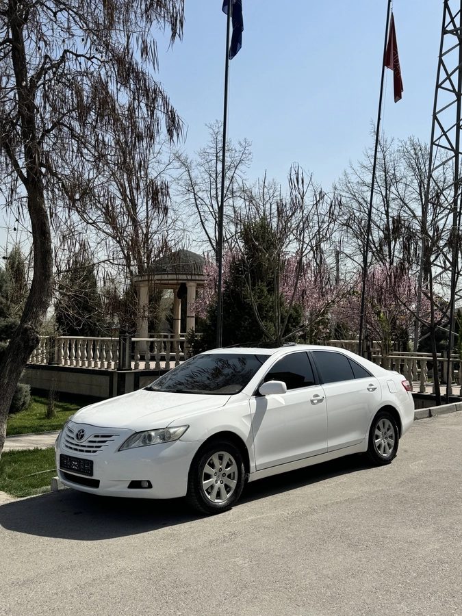 Toyota Camry VI (XV40) 2009