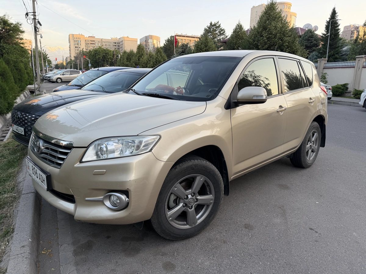 Toyota RAV4 III (XA30) Рестайлинг 2012