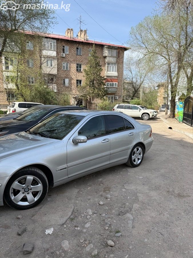 Mercedes-Benz C-Класс II (W203)