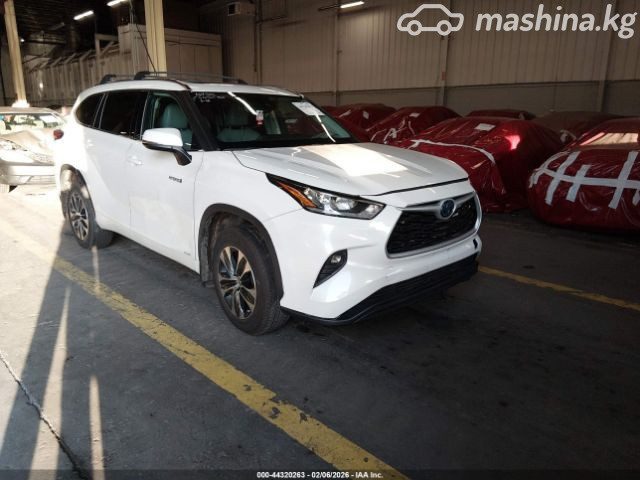 Toyota Highlander IV (U70)