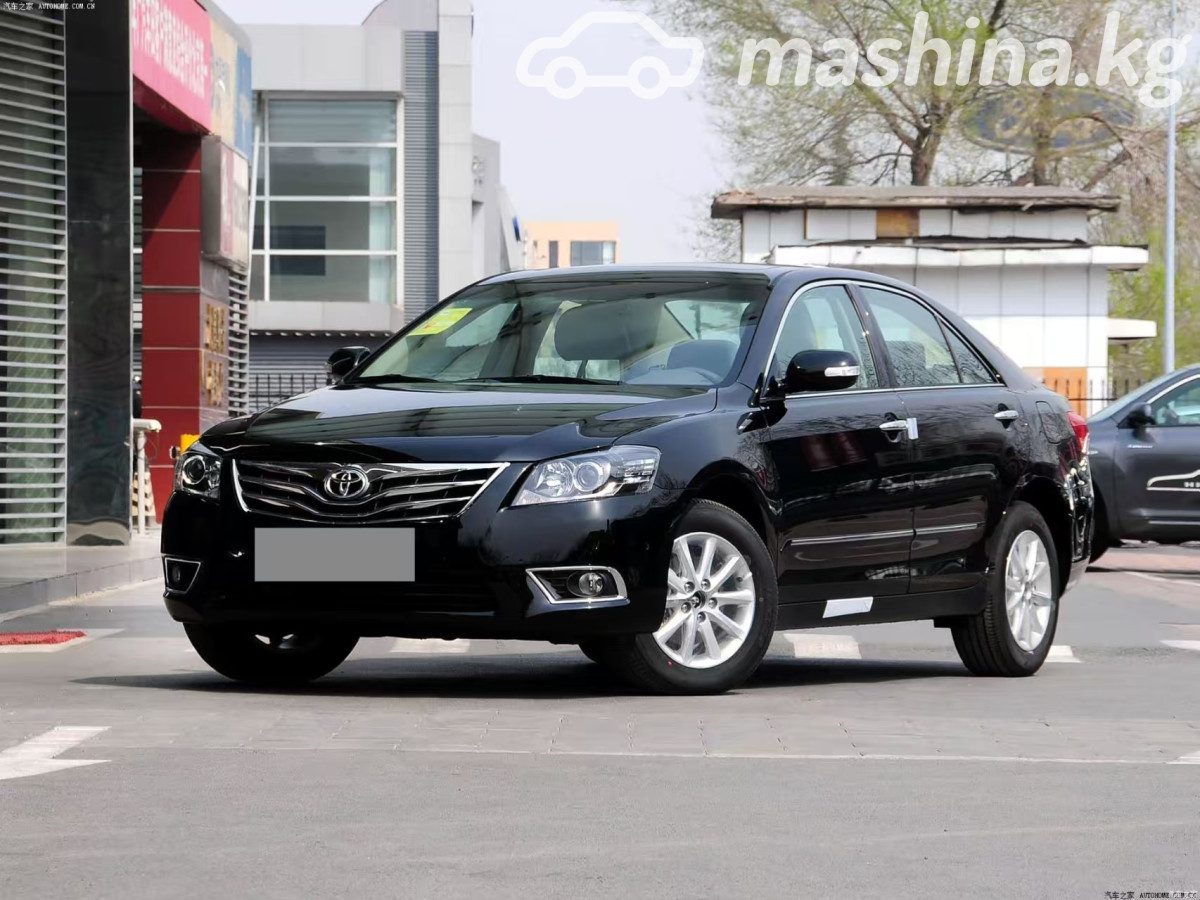 Toyota Camry IX (XV80)