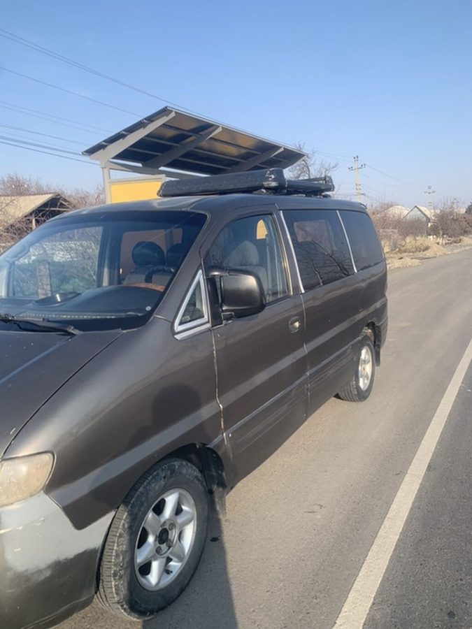 Hyundai Starex