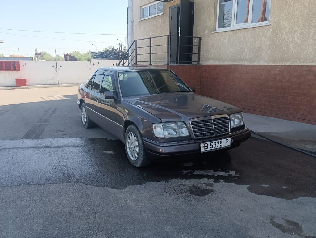 Mercedes-Benz W124