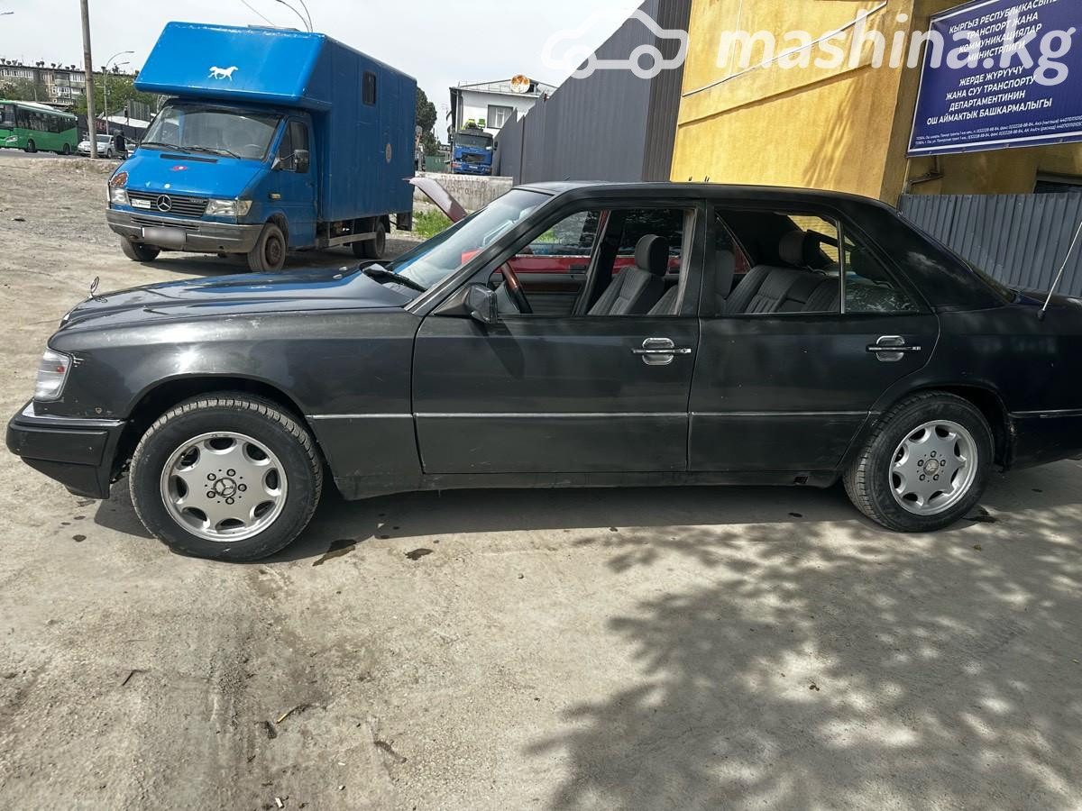 Mercedes-Benz W124