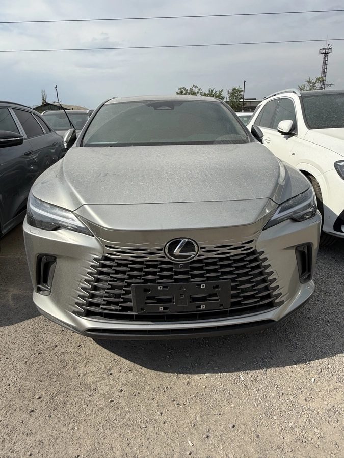 Lexus RX V 2025