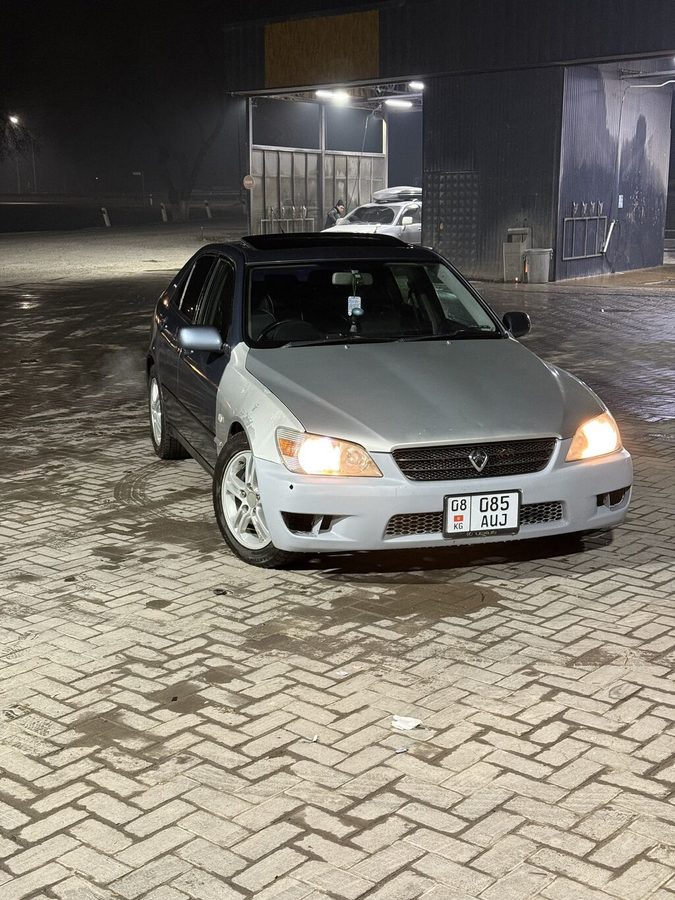 Toyota Altezza