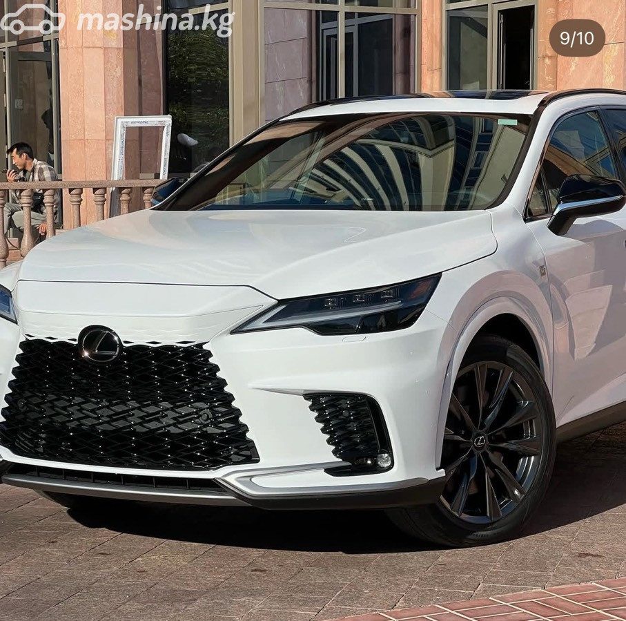 Lexus RX V