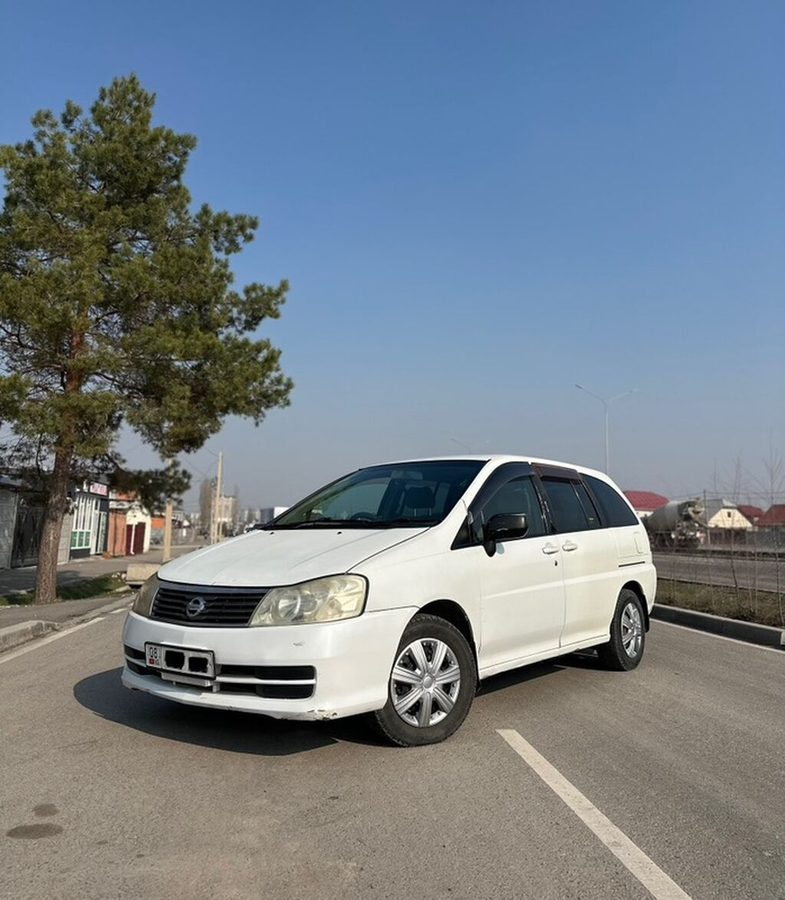 Nissan Liberty