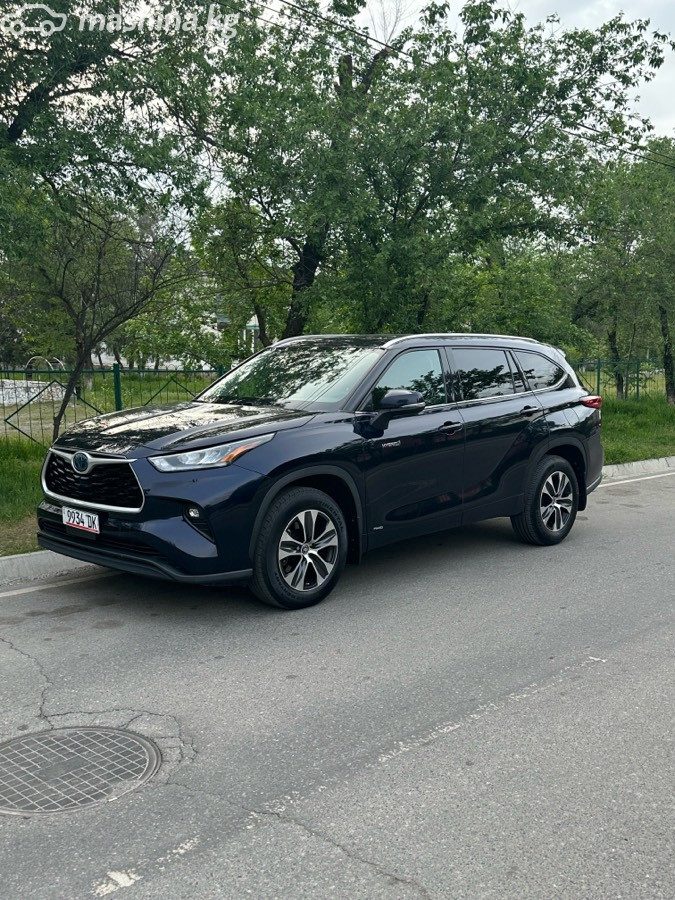 Toyota Highlander IV (U70)