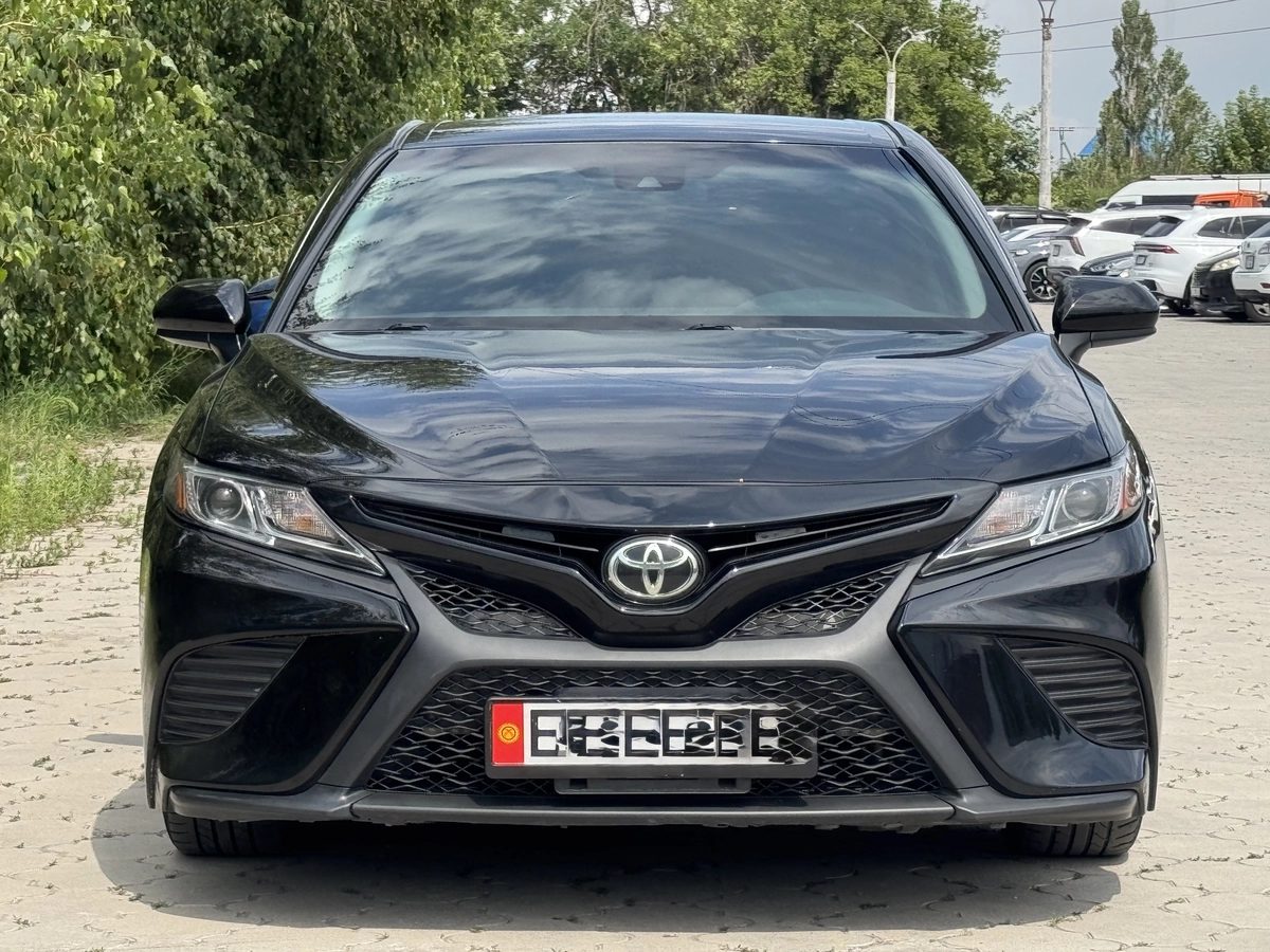 Toyota Camry VIII (XV70) 2017