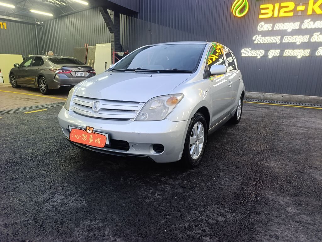 Toyota Ist