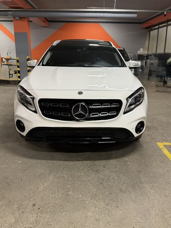 Mercedes-Benz GLA-Class