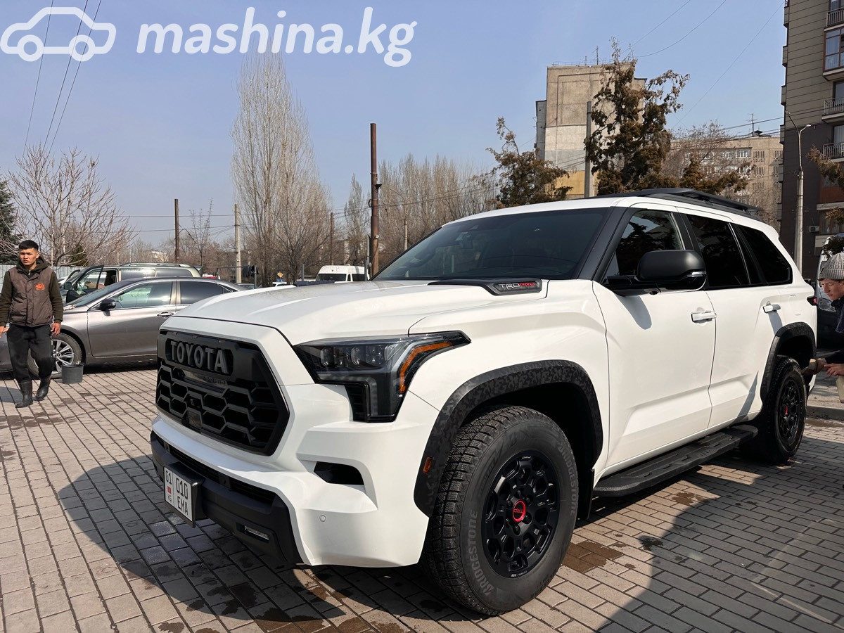 Toyota Sequoia III
