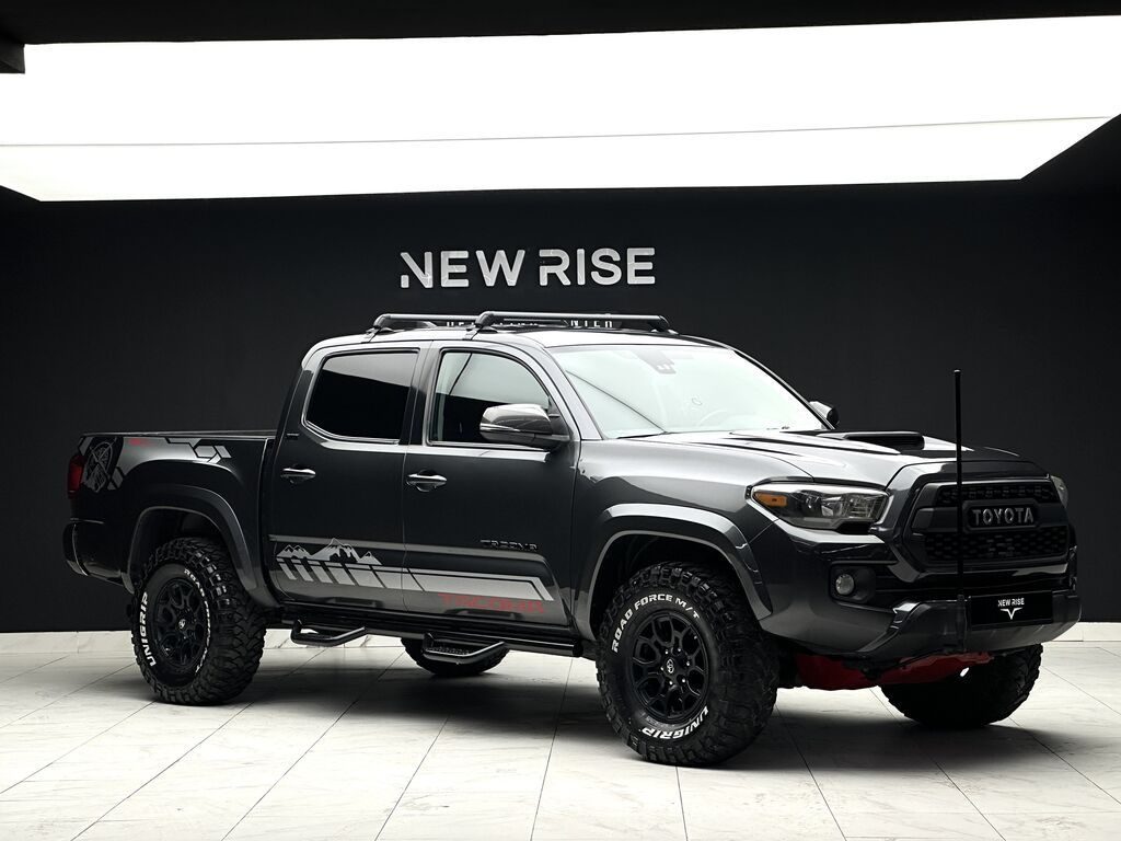 Toyota Tacoma