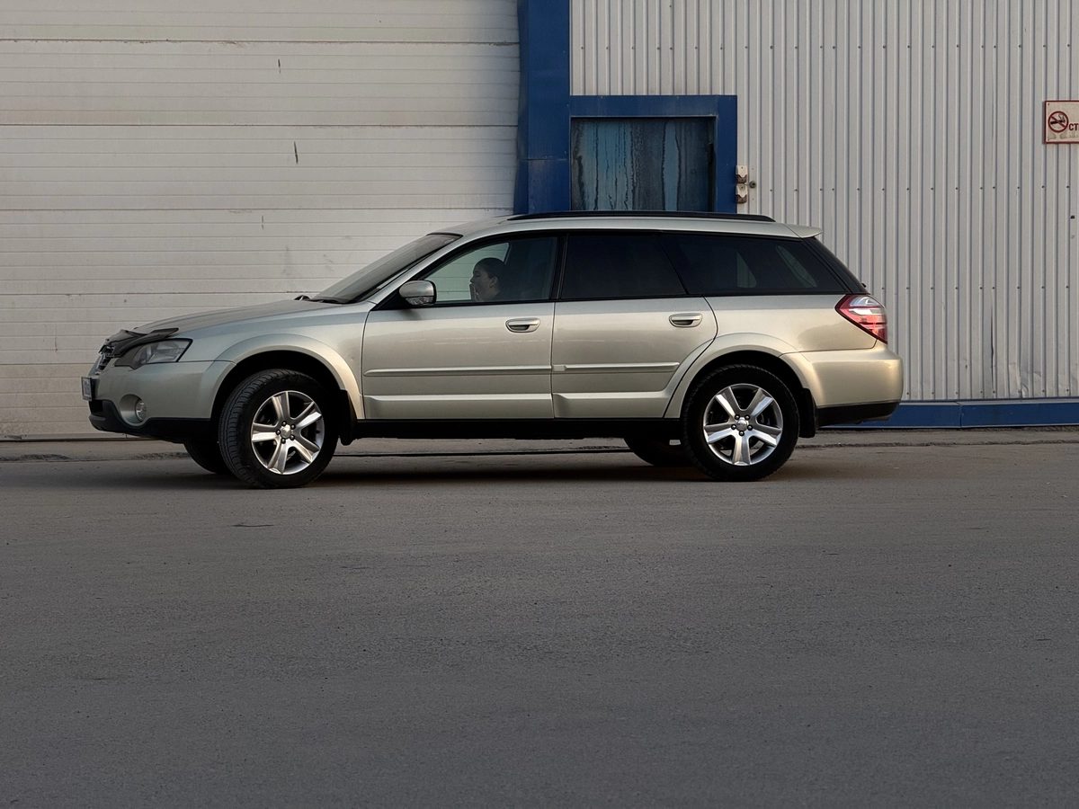 Subaru Outback III 2005