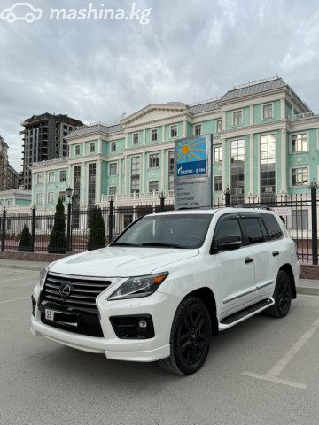 Lexus LX