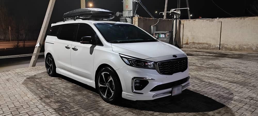 Kia Carnival III 2019