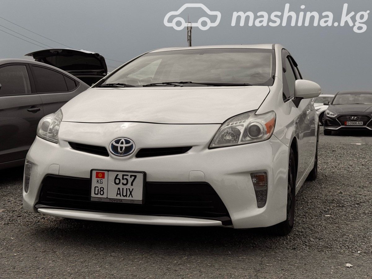 Toyota Prius III Рестайлинг (XW30)