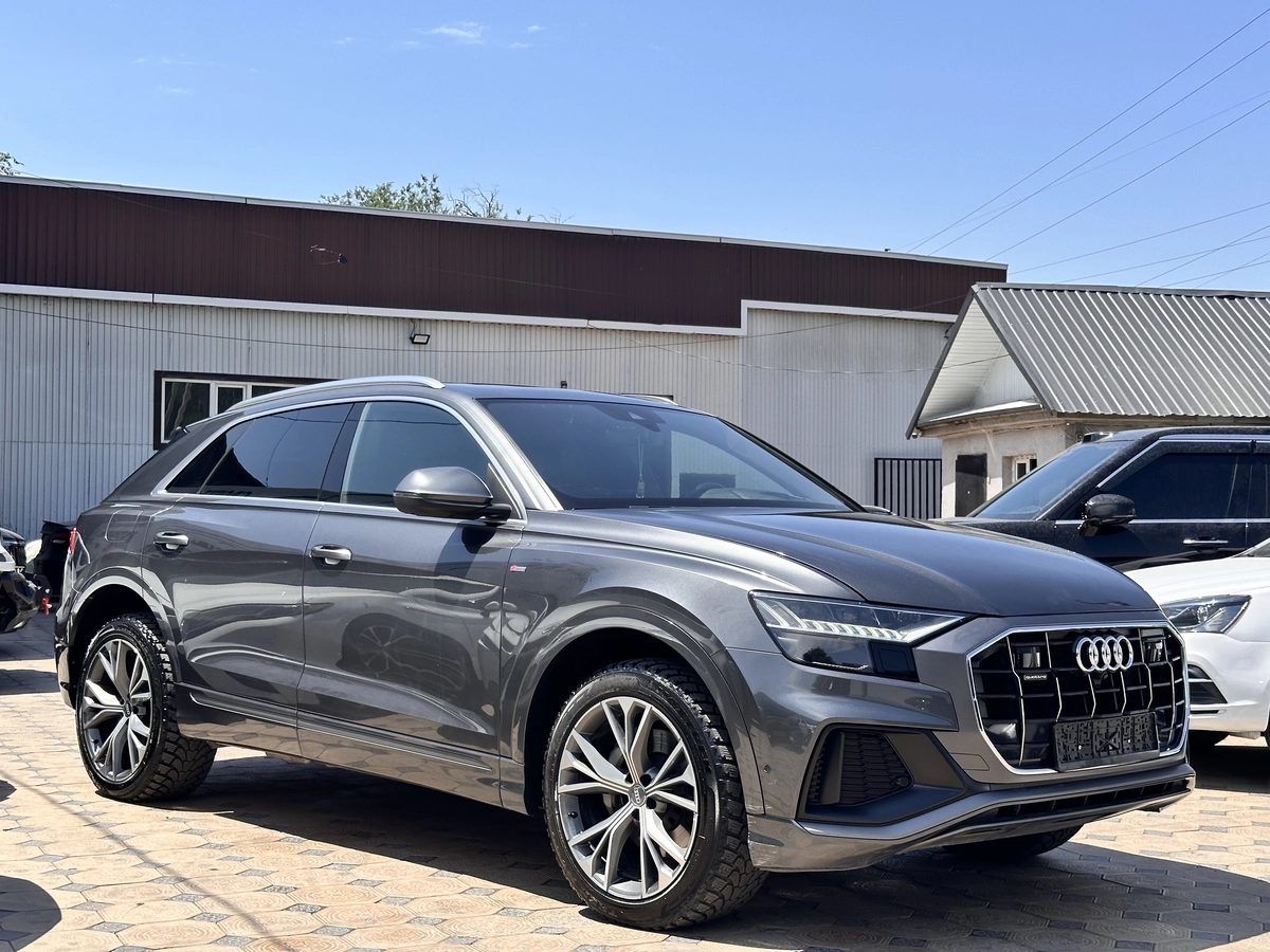 Audi Q8 I (4M) 2020