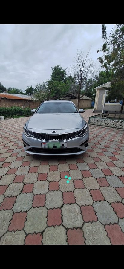 Kia K5 III 2021