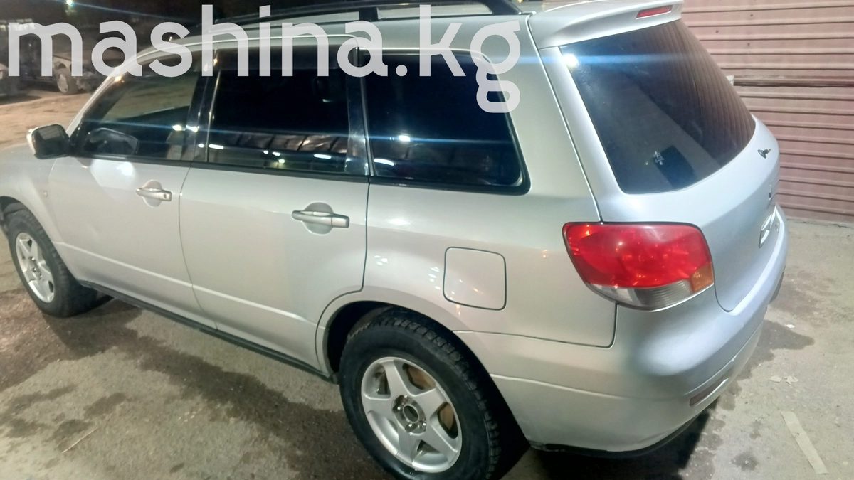 Mitsubishi Airtrek I 2002
