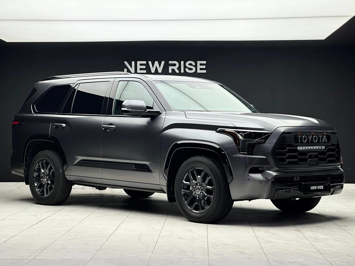 Toyota Sequoia III 2023