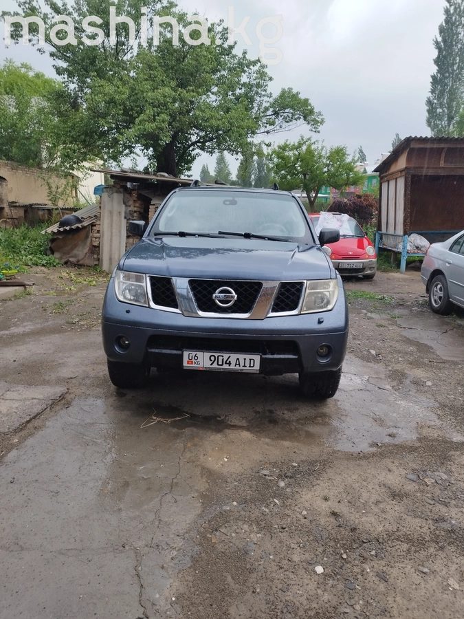 Nissan Pathfinder III 2005