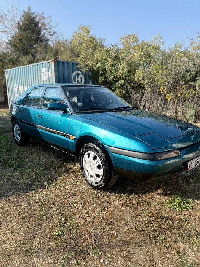 Mazda 323