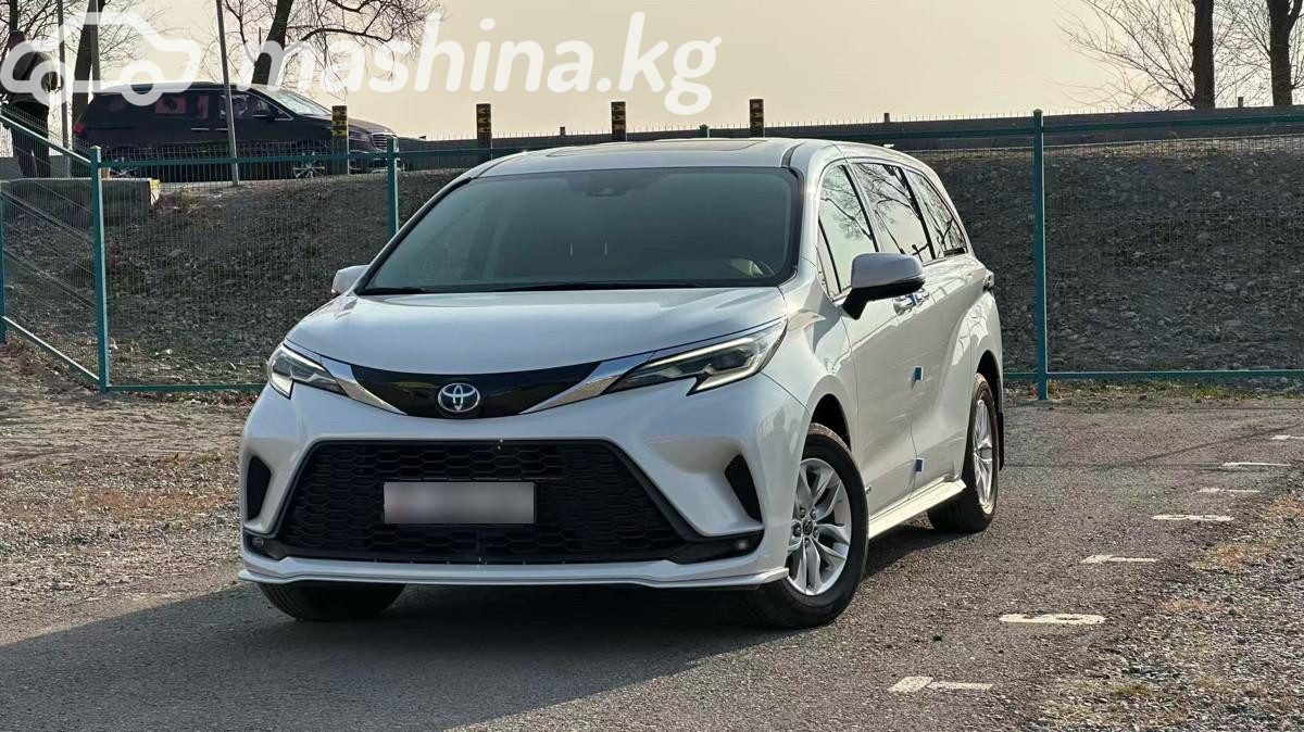 Toyota Sienna IV