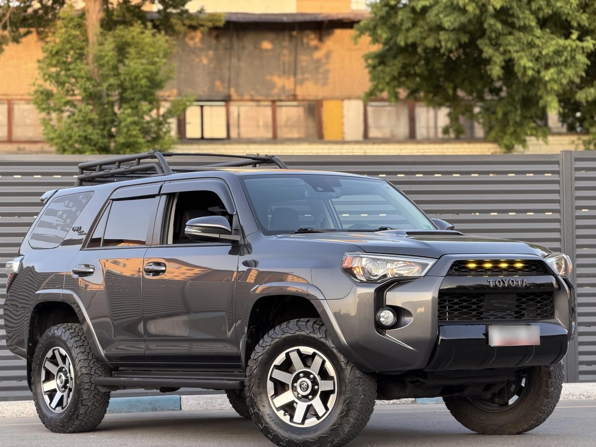 Toyota 4Runner V Рестайлинг 2020