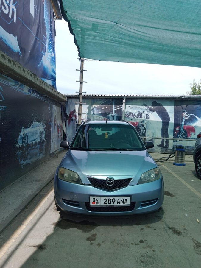Mazda 2